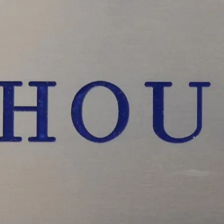 公寓 G House 卡塔尼亚